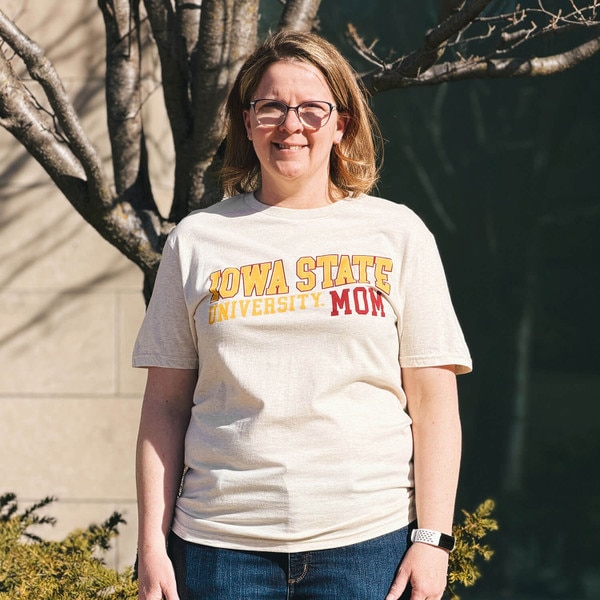 College House 2026 Iowa State Mom Oatmeal Heather T-shirt